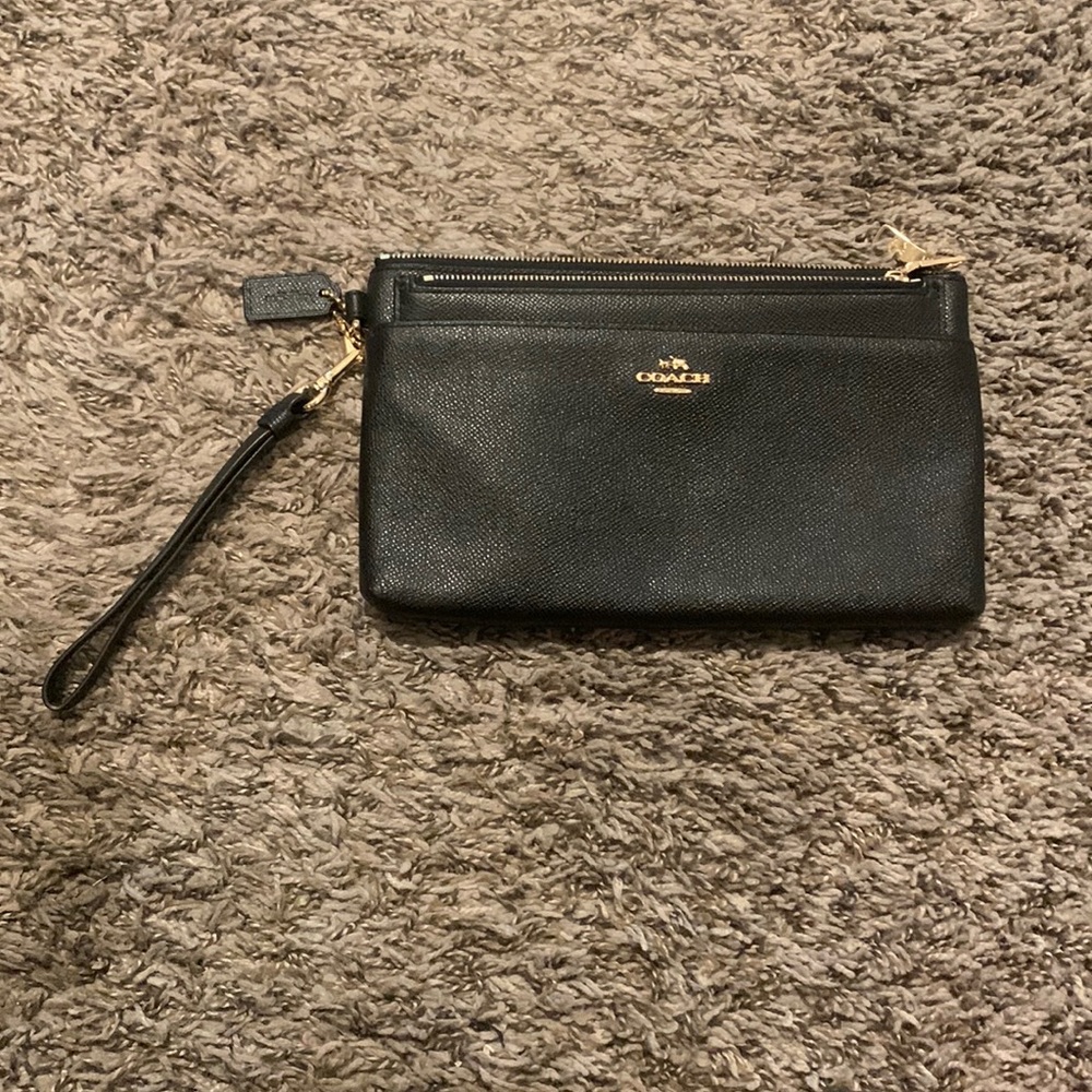 Black Leather Coach Wristlet
